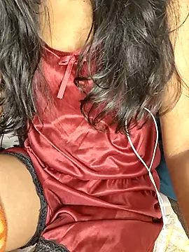 trending tamizhachii online show from 12/18/25, 07:09