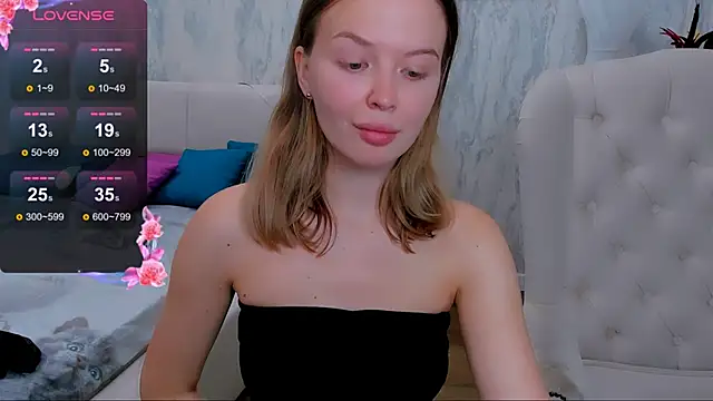 LaurennHill online show from 09/09/25, 12:10