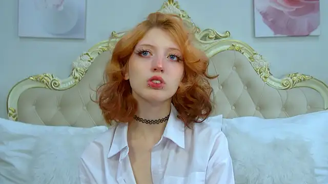 Snapshot of MistyMarlo chatting on 09/17/25, 06:04 MistyMarlo online show from 09/17/25, 06:04