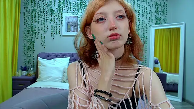 Snapshot of MistyMarlo chatting on 09/18/25, 06:15 MistyMarlo online show from 09/18/25, 06:15