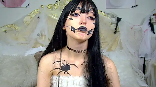 MistyMarlo online show from 10/31/25, 06:25