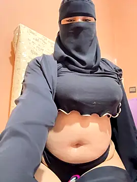  Laiali  online show from 11/24/25, 12:27