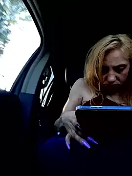 flavi1996 online show from 09/29/25, 09:19