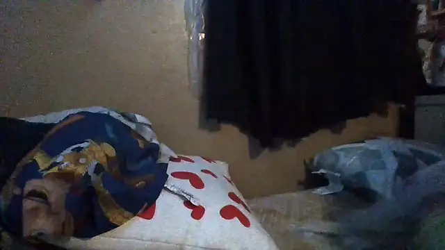 flavi1996 online show from 12/16/25, 10:53