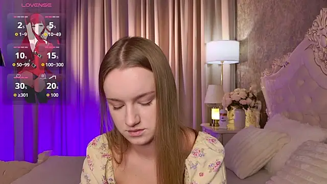 Lucy Shaw online show from 11/26/25, 06:47