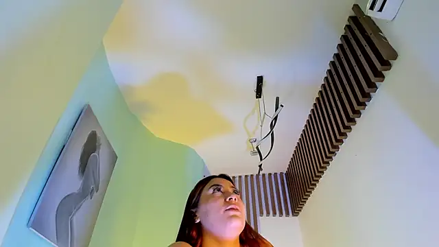 MacarenaRosse online show from 09/13/25, 07:13