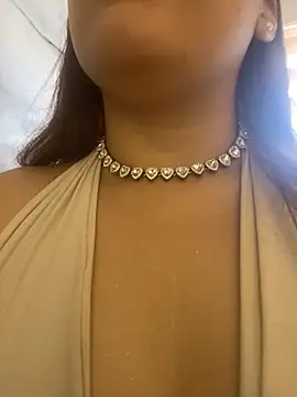 MacarenaRosse online show from 10/25/25, 04:46