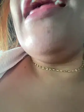 MacarenaRosse online show from 11/21/25, 08:18