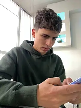 Snapshot of AdrianRinaldi chatting on 10/19/25, 10:21 AdrianRinaldi online show from 10/19/25, 10:21