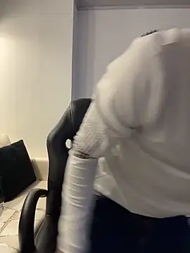 AdrianRinaldi online show from 01/06/26, 08:01