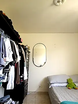 Rafael Mendezz online show from 12/14/25, 05:07