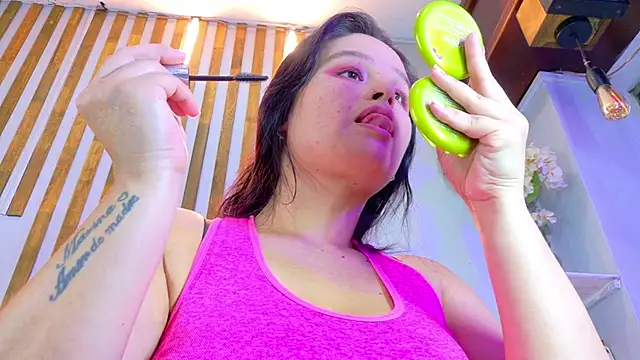 Snapshot of Jennifer_Vega1 chatting on 09/27/25, 09:09 Jennifer Vega1 online show from 09/27/25, 09:09