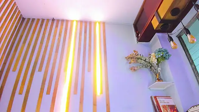 Snapshot of Jennifer_Vega1 chatting on 11/14/25, 09:46 Jennifer Vega1 online show from 11/14/25, 09:46