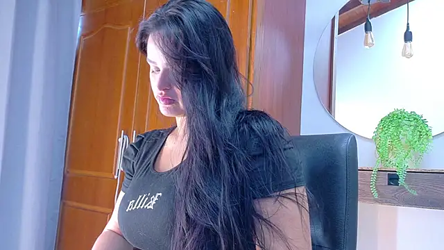 Jennifer Vega1 online show from 04/09/26, 08:58