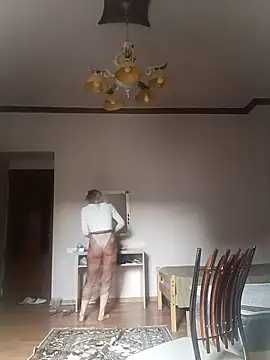 Julia Giulia online show from 10/02/25, 01:07