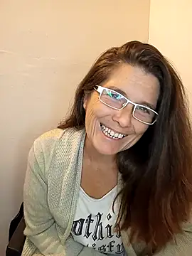 Merida2276 online show from 11/08/25, 03:07