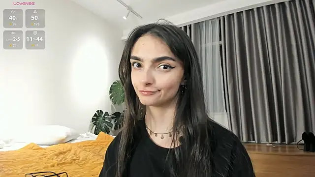 Snapshot of Morena_Dolce chatting on 04/04/26, 01:52 Morena Dolce online show from 04/04/26, 01:52