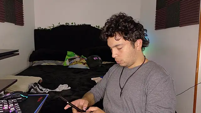 Snapshot of Conor_Taylor chatting on 04/10/26, 02:44 Conor Taylor online show from 04/10/26, 02:44