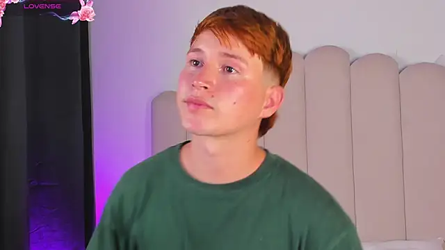 Snapshot of Eragonbooy chatting on 03/17/26, 11:08 Eragonbooy online show from 03/17/26, 11:08