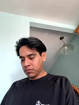 Snapshot of marlonghc4 chatting on 10/22/25, 06:51 marlonghc4 online show from 10/22/25, 06:51