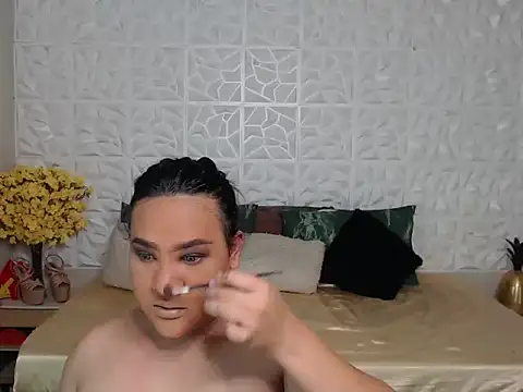 Hotcum ella online show from 11/08/25, 10:37