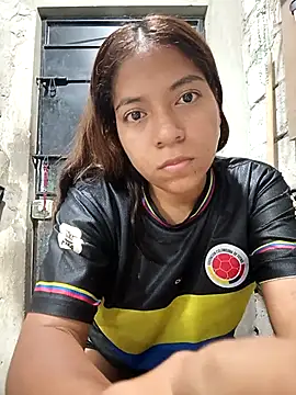 Snapshot of Aley_2025 chatting on 10/19/25, 05:41 Aley 2025 online show from 10/19/25, 05:41