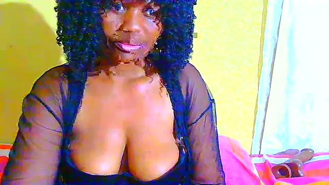 Snapshot of Augustine-Blooomxx chatting on 04/06/26, 08:10 Augustine-Blooomxx online show from 04/06/26, 08:10