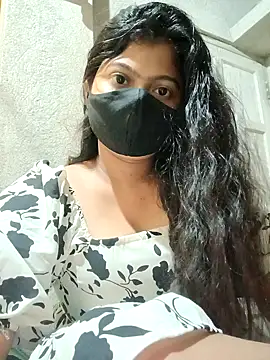 Snapshot of DiyaRoy49 chatting on 09/10/25, 03:12 DiyaRoy49 online show from 09/10/25, 03:12