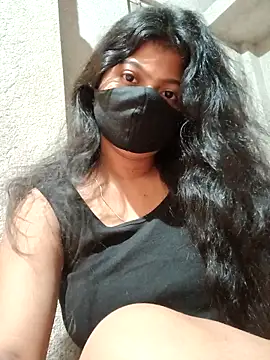 Snapshot of DiyaRoy49 chatting on 09/30/25, 03:28 DiyaRoy49 online show from 09/30/25, 03:28