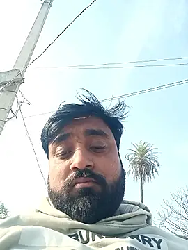 Snapshot of Raju_fuckerr chatting on 01/17/26, 09:58 Raju fuckerr online show from 01/17/26, 09:58