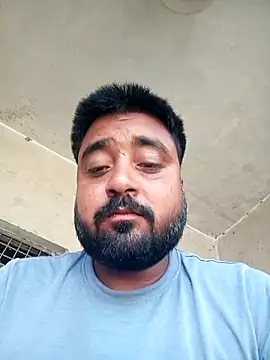 Snapshot of Raju_fuckerr chatting on 05/18/26, 03:57 Raju fuckerr online show from 05/18/26, 03:57