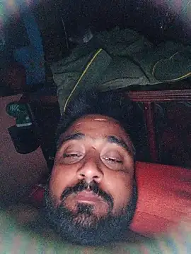 Snapshot of Raju_fuckerr chatting on 05/20/26, 04:57 Raju fuckerr online show from 05/20/26, 04:57