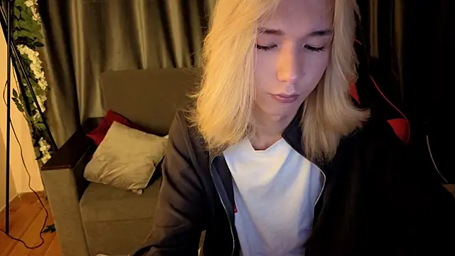 okerriella online show from 01/10/26, 01:46