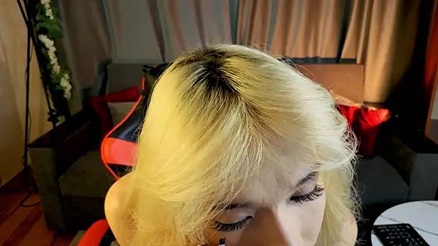 okerriella online show from 02/01/26, 07:40