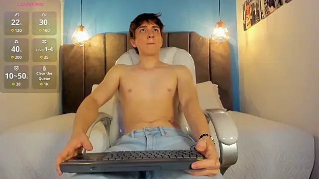 Oscar and dani online show from 11/02/25, 04:04