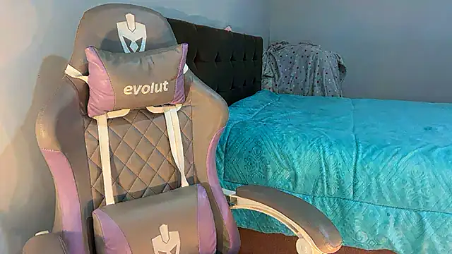 bellana20 online show from 03/21/26, 05:16