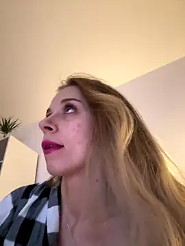 BabyAnais online show from 10/28/25, 05:48