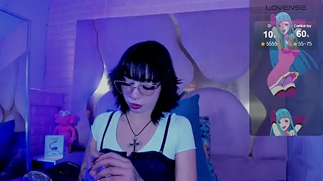 Snapshot of Niina_Sissy chatting on 06/13/26, 04:54 Niina Sissy online show from 06/13/26, 04:54