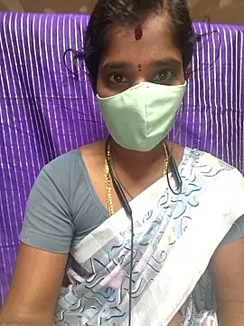 Snapshot of Tamil_Jillu chatting on 01/13/26, 09:03 Tamil Jillu online show from 01/13/26, 09:03