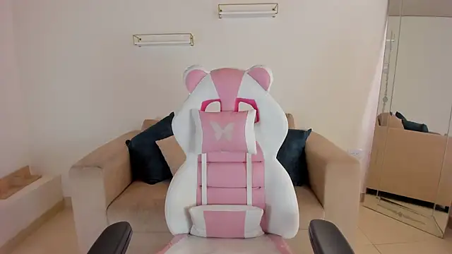 april smiith online show from 09/24/25, 02:20