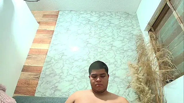 Snapshot of naomi_campbel_ chatting on 01/09/26, 08:32 naomi campbel online show from 01/09/26, 08:32