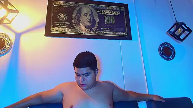 Snapshot of naomi_campbel_ chatting on 03/25/26, 08:37 naomi campbel online show from 03/25/26, 08:37