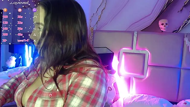 MileyRose online show from 10/28/25, 01:25