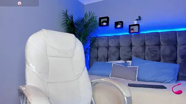 Thomas moon online show from 03/14/26, 01:49