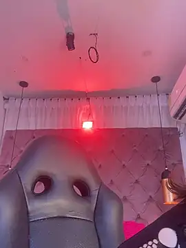 Snapshot of Sussan__ chatting on 07/10/26, 11:46 Sussan online show from 07/10/26, 11:46