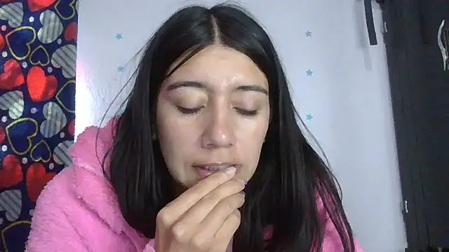 Madow Lu online show from 11/11/25, 02:28