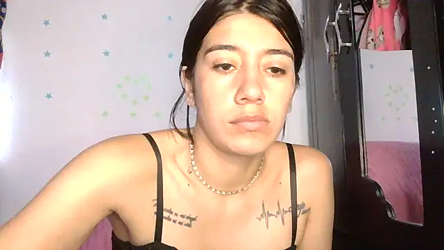 Madow Lu online show from 11/19/25, 01:22