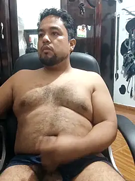 Snapshot of Hotknight chatting on 04/12/26, 04:17 Hotknight online show from 04/12/26, 04:17