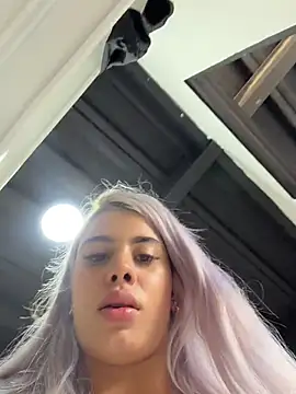 Snapshot of YouCandiSumisa chatting on 10/22/25, 06:18 YouCandiSumisa online show from 10/22/25, 06:18