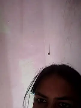 Snapshot of sanu_07 chatting on 01/08/26, 05:43 sanu 07 online show from 01/08/26, 05:43